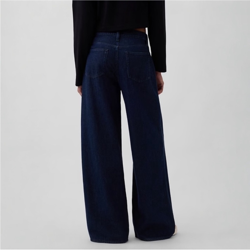 Gap - Picture 4 of 11